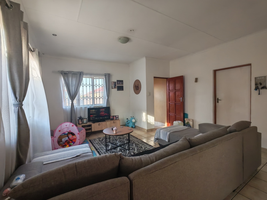 3 Bedroom Property for Sale in Waterval East North West